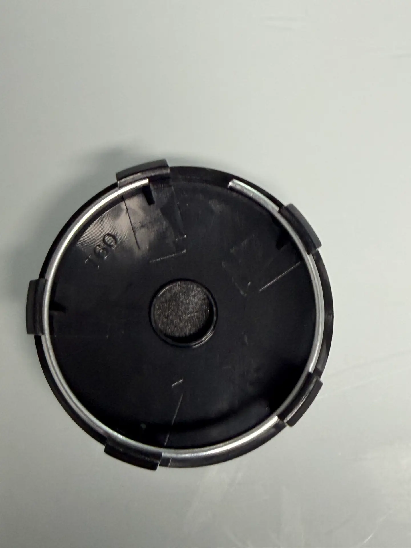 Ford Mustang Cobra Wheel Center Caps 60mm for Replica Wheels Set of 4 3 Back of the Mustang Cobra 60mm center cap showing the snap-in clips